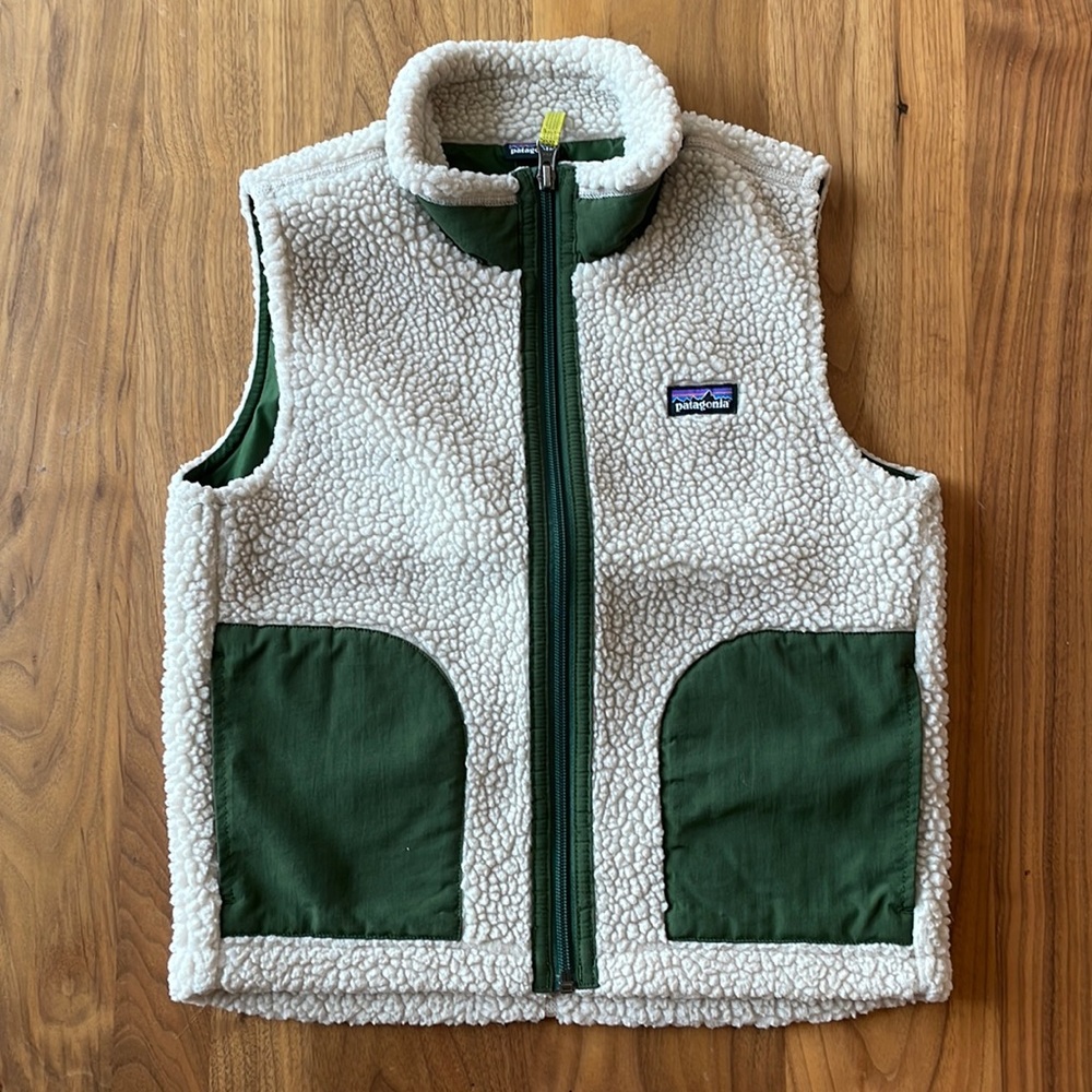 Boys Patagonia Sherpa vest